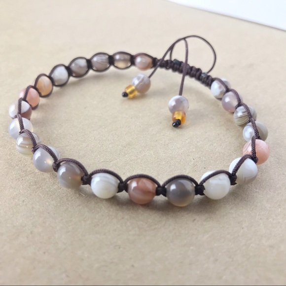 Handmade} Botswana Banded Agate Bracelet - Picture 3 of 4